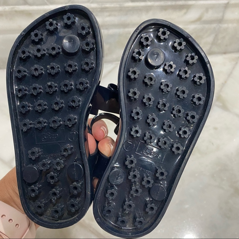 SOLD - Baby Gap Navy with Polka Dot Jelly Sandals Size 7 - Picture 8 of 9